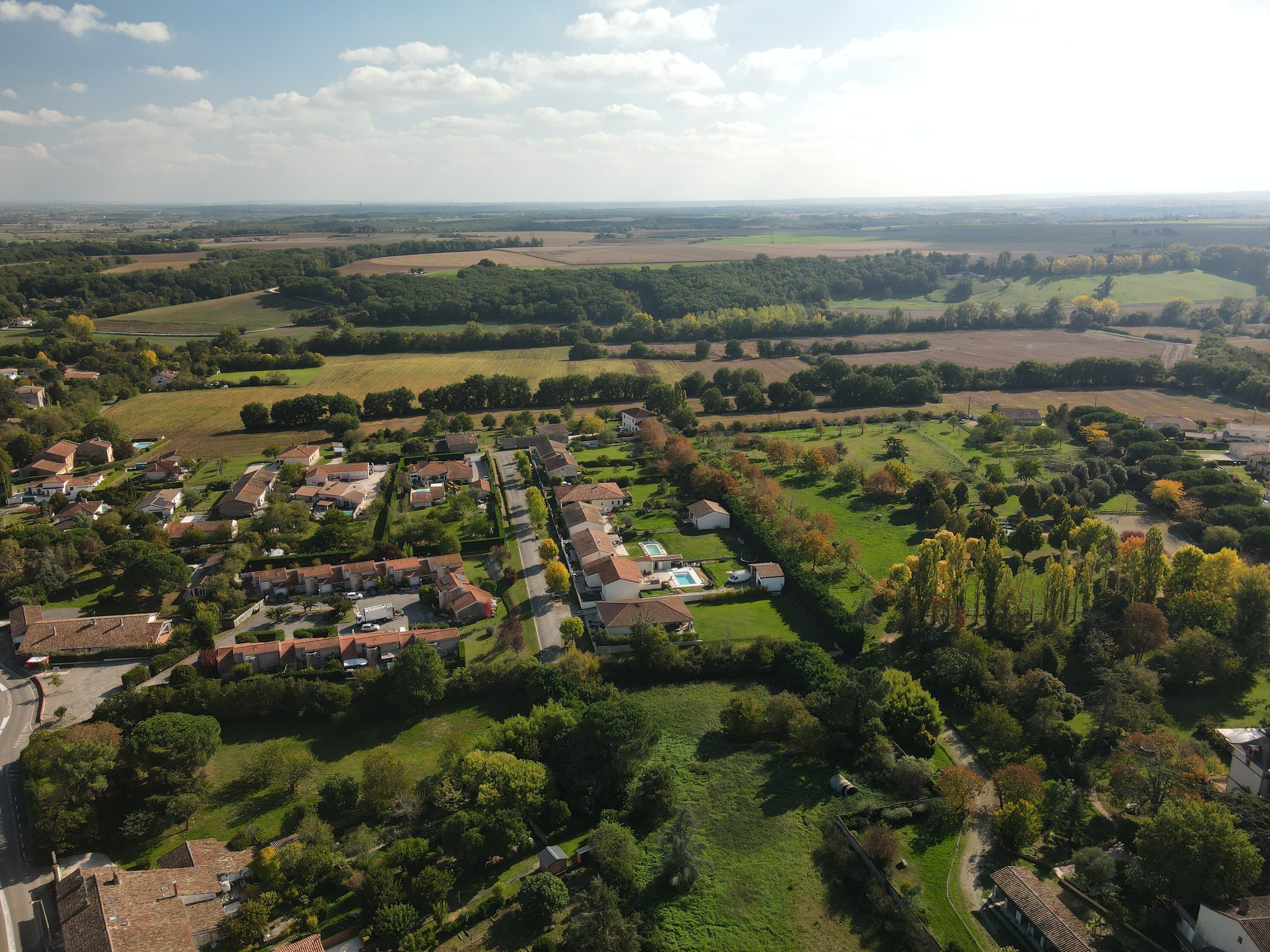Vue officielle sur Aucamville et les espaces alentours